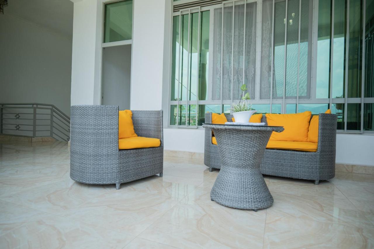 The City Block Apartment Buyumbura Exterior foto